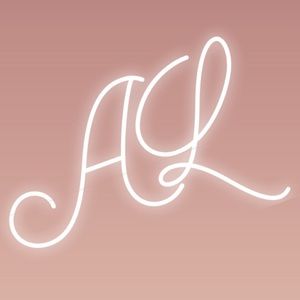 Meet your Posher, Angelica